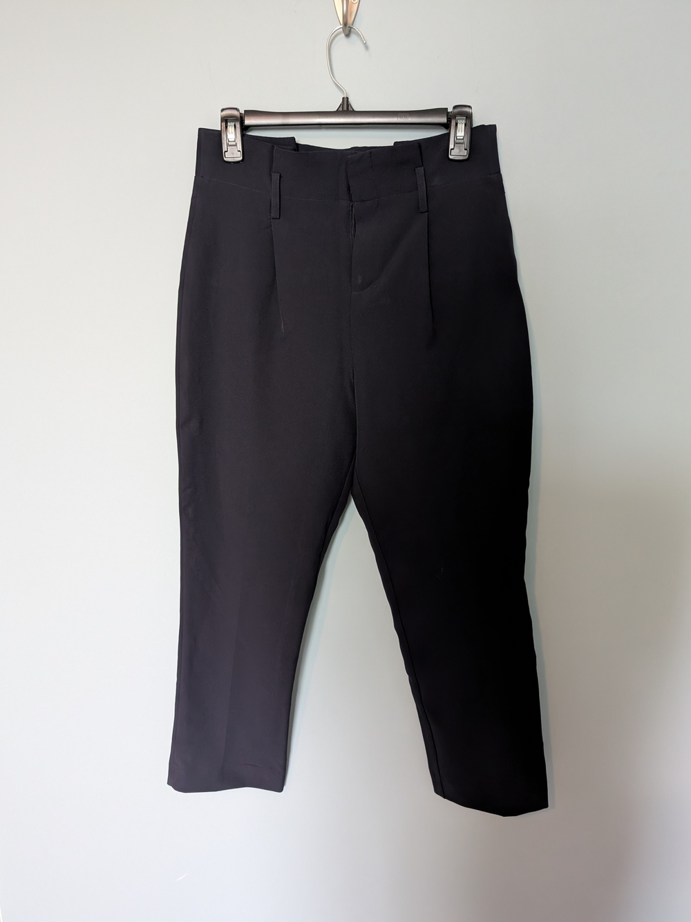 Liz Claiborne Navy Cropped Dress Pants